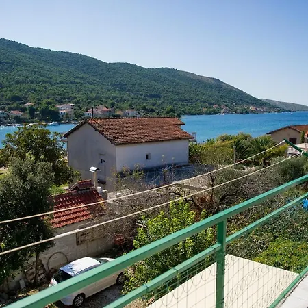 By The Sea Grebastica, Sibenik - 14317 Apartment Grebastica