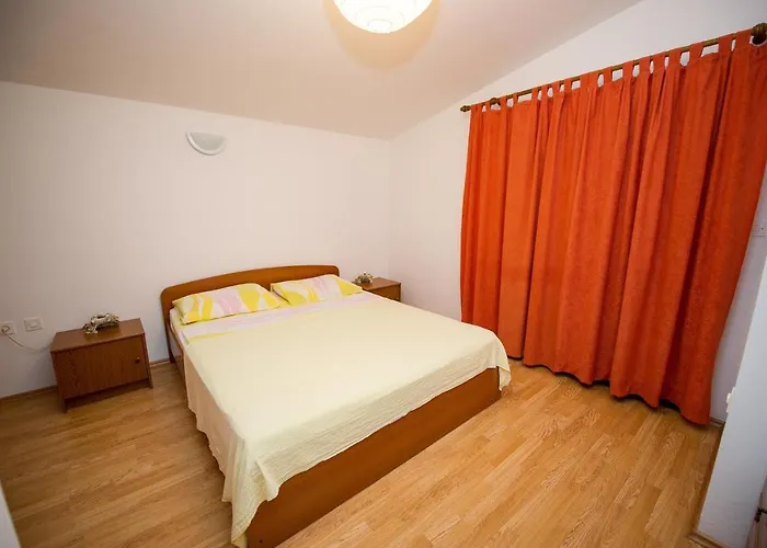 Apartman By The Sea Grebastica, Sibenik - 14317 Grebastica