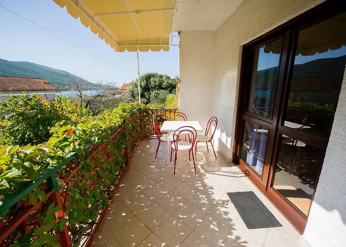 Apartman By The Sea Grebastica, Sibenik - 14317 Grebastica